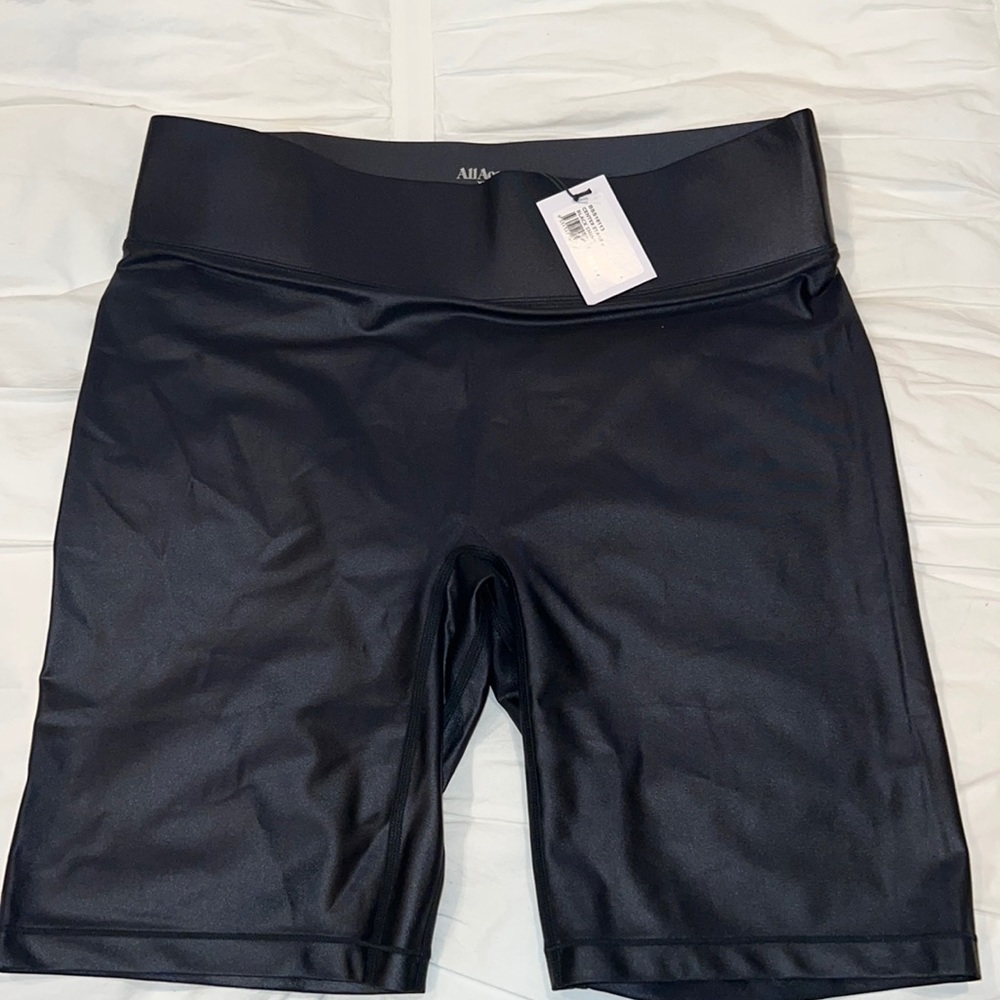 BANDIER ALL ACCESS CENTER STAGE BIKER SHORTS IN BLACK SHINE - Picture 2 of 6